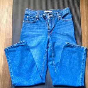 Levis Mid Rise 94s Baggy Straight Leg size 26